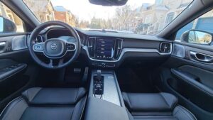 Volvo S60 B5 interior